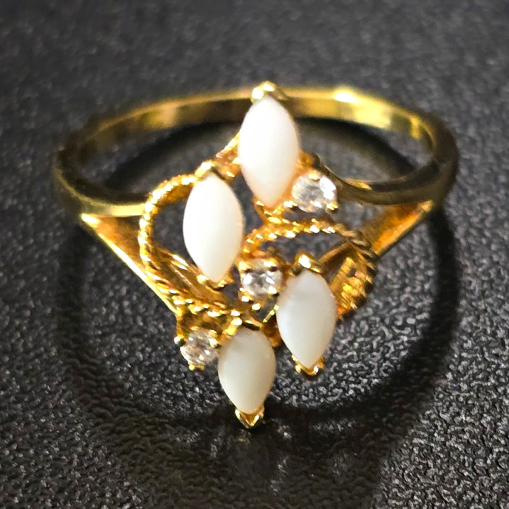 Avon Gold Tone Cluster Cocktail Ring White Marquise Stones Prong Setting Sz 11